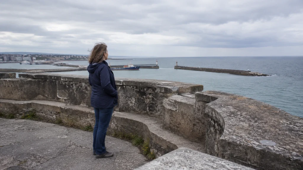 Blick von Torry Battery auf Greyhope Bay und den Hafen von Aberdeen beim Kreuzfahrt-Stopp