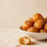 Loukoumades Rezept original einfach mit Honig, Zimt und Sesam