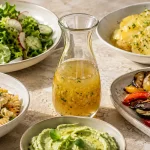 Sylter Salathimmel Rezept nach Voigts-Art mit goldenem Dressing und verschiedenen Salaten